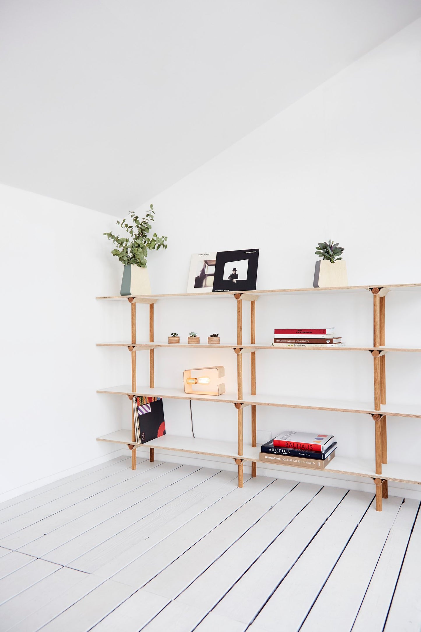 Wave Shelving System