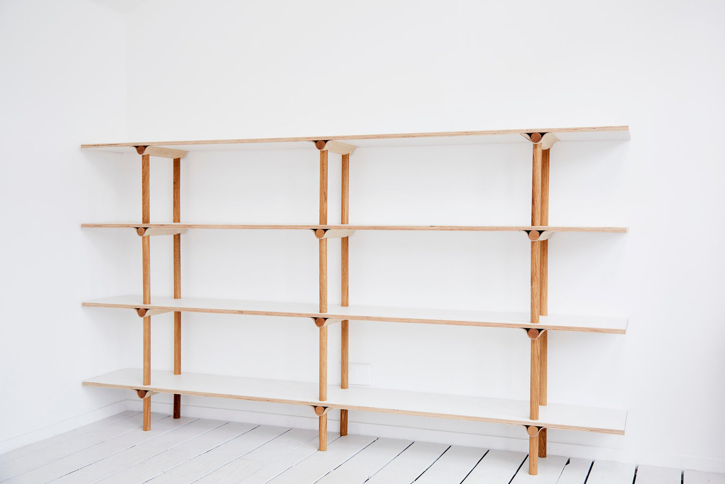 Wave Shelving System