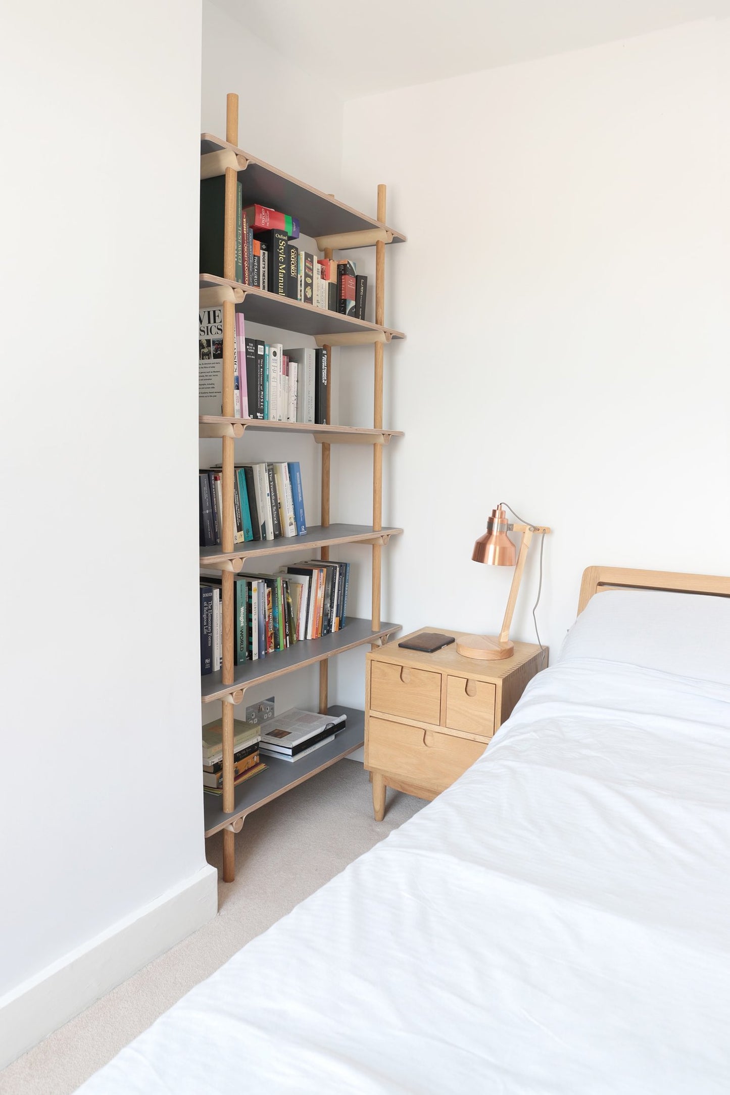 Wave Shelving System