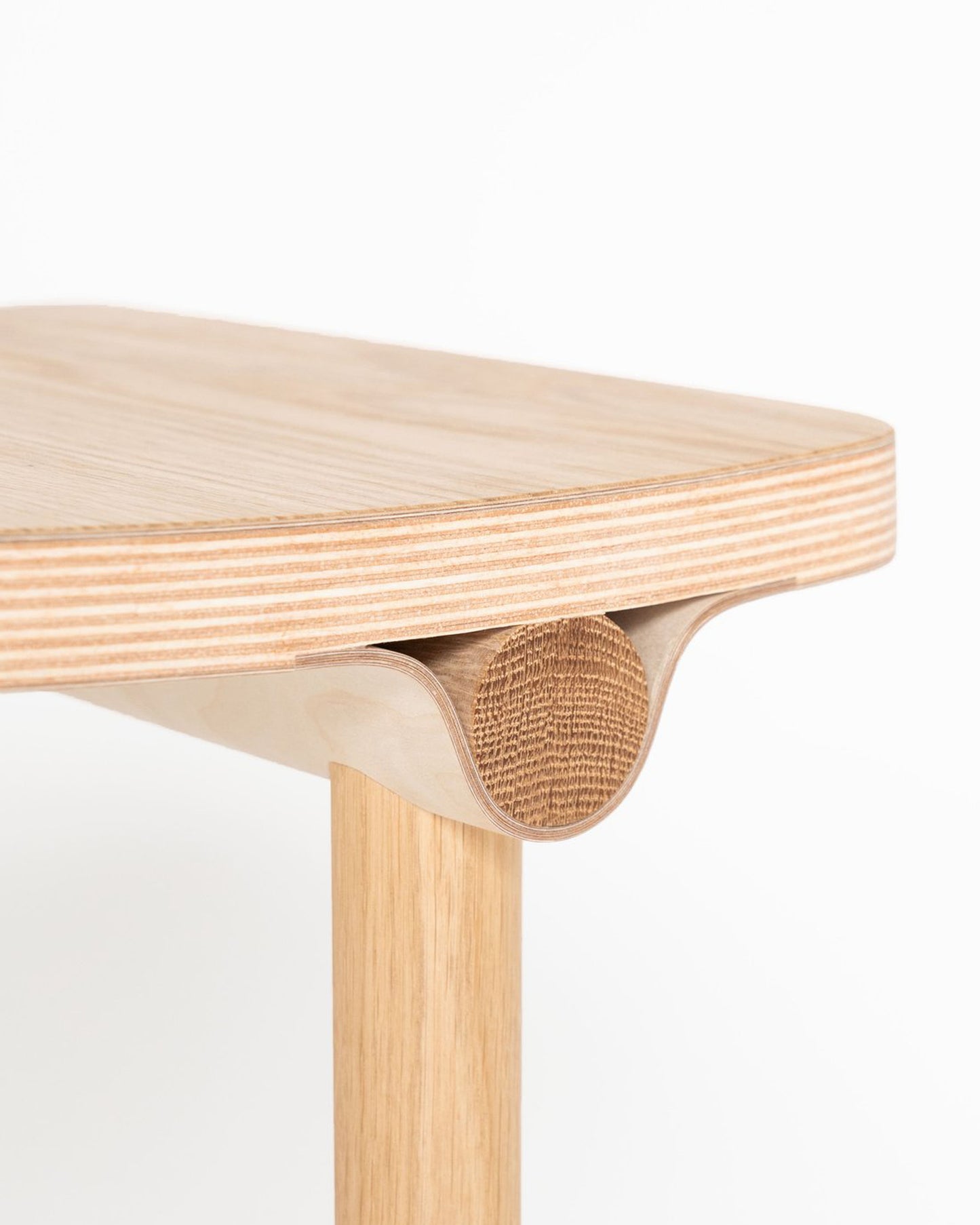 Wave Bar Stool